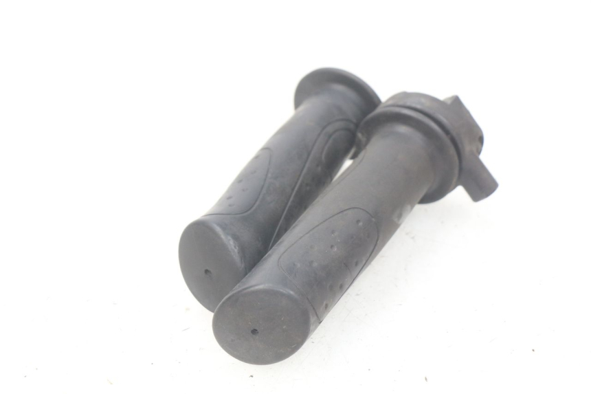 photo de POIGNEE ACCELERATEUR SYM ORBIT III 3 4T 50 (2018 - 2021)