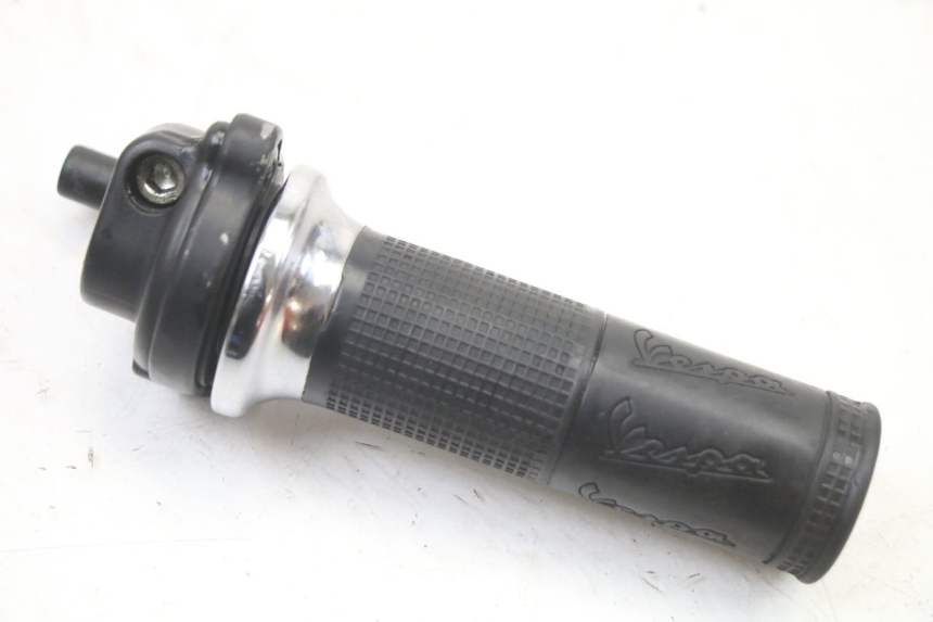 photo de POIGNEE ACCELERATEUR PIAGGIO VESPA LX 2T 50 (2005 - 2013)