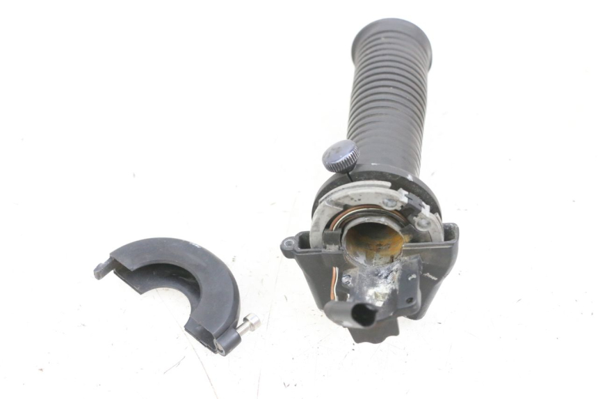 photo de POIGNEE ACCELERATEUR BMW R RT ABS 1200 (2010 - 2014) - Détail de la pièce