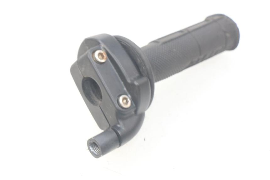 photo de POIGNEE ACCELERATEUR APOLLO RXF 125