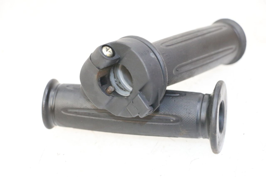 photo de POIGNEE ACCELERATEUR SYM FIDDLE 3 III 50 (2014 - 2020)
