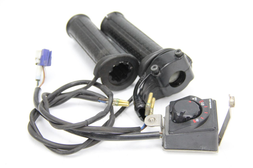 photo de POIGNEE ACCELERATEUR YAMAHA TDM ABS 900 (2002 - 2014)