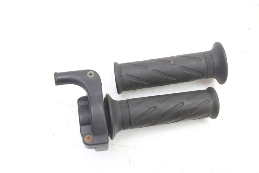photo de POIGNEE ACCELERATEUR YAMAHA TDR DELTABOX 125 (1993 - 2003)