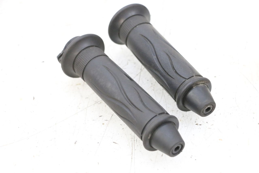 photo de POIGNEE ACCELERATEUR NECO TEMPO 4T 50 (2022 - 2026) - Autre angle de vue