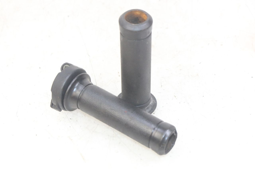 photo de POIGNEE ACCELERATEUR PEUGEOT TWEET 4T 50 (2018 - 2020)