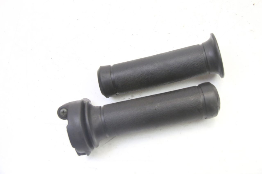 photo de POIGNEE ACCELERATEUR PEUGEOT TWEET 4T 50 (2018 - 2020)