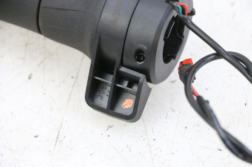 photo de POIGNEE ACCELERATEUR SEGWAY NINEBOT ZT3 PRO 1