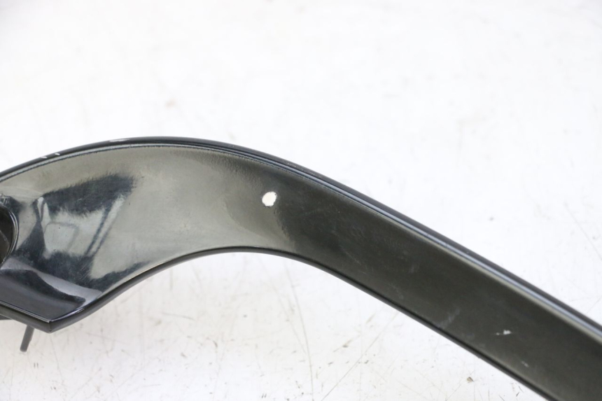 photo de POIGNEE ARRIERE QUADRO 4 4D 350 (2015 - 2018)