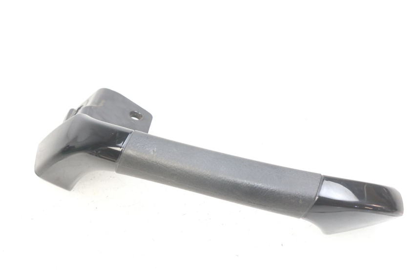 photo de POIGNEE ARRIERE DROITE PIAGGIO MP3 500 (2011 - 2015)