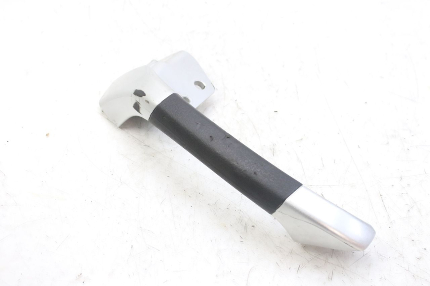 photo de POIGNEE ARRIERE DROITE PIAGGIO MP3 RL 250 (2007 - 2010)