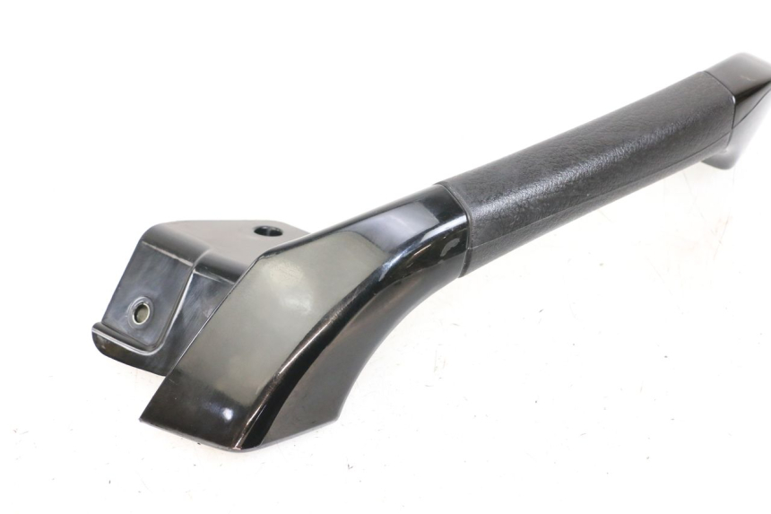 photo de POIGNEE ARRIERE DROITE PIAGGIO MP3 500 (2011 - 2015)