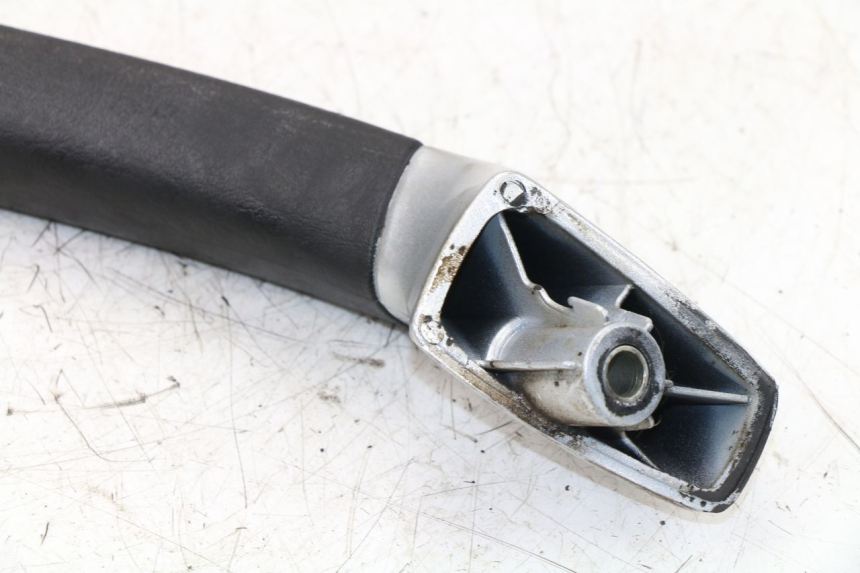 photo de POIGNEE ARRIERE DROITE PIAGGIO MP3 LT 400 (2007 - 2012)