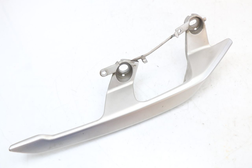 photo de POIGNEE ARRIERE DROITE YAMAHA XMAX X-MAX ABS 125 (2017 - 2020)