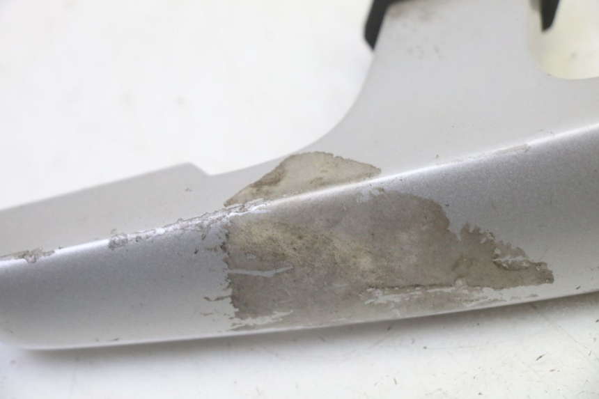 photo de POIGNEE ARRIERE DROITE  YAMAHA X-MAX XMAX 250 (2006 - 2009)