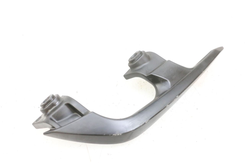 photo de POIGNEE ARRIERE DROITE YAMAHA X-MAX XMAX 125 (2010 - 2014)