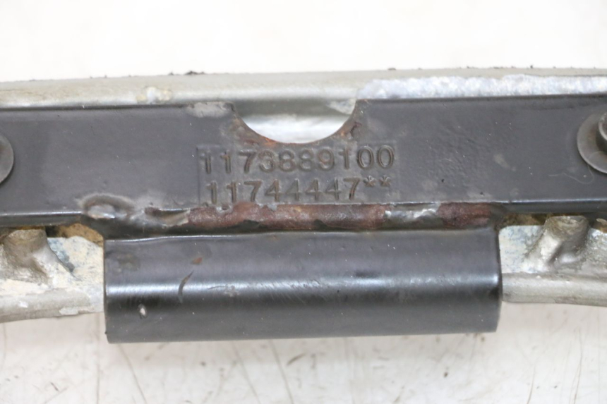 photo de POIGNEE ARRIERE PEUGEOT ELYSTAR 50 (2002 - 2014)