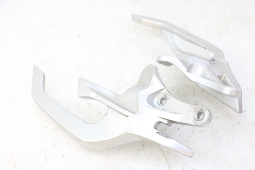 photo de POIGNEE ARRIERE STAHO FH 50 (2018 - 2019)