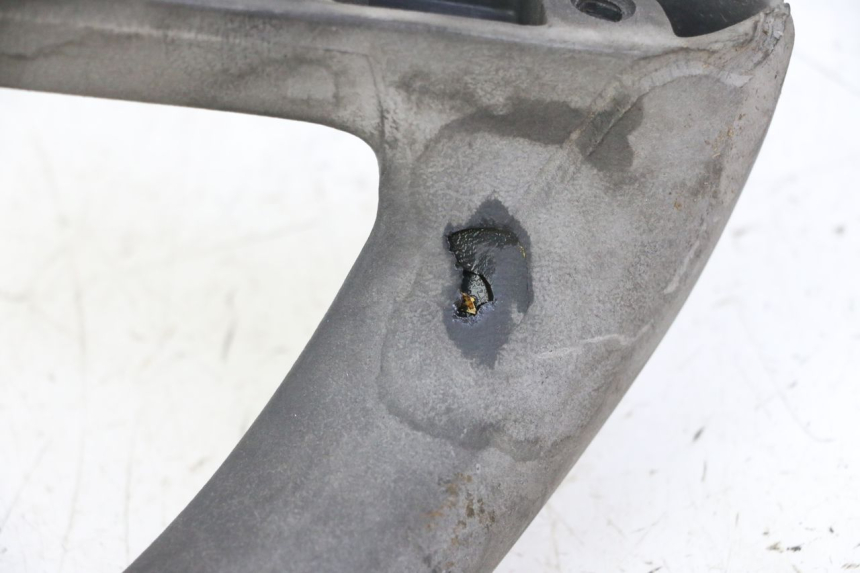 photo de POIGNEE ARRIERE GAUCHE KYMCO GRAND DINK 125 (2002 - 2007)