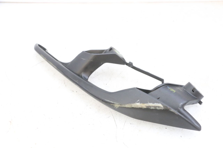 photo de POIGNEE ARRIERE GAUCHE YAMAHA TRICITY 300 (2020 - 2024) - Gros plan technique