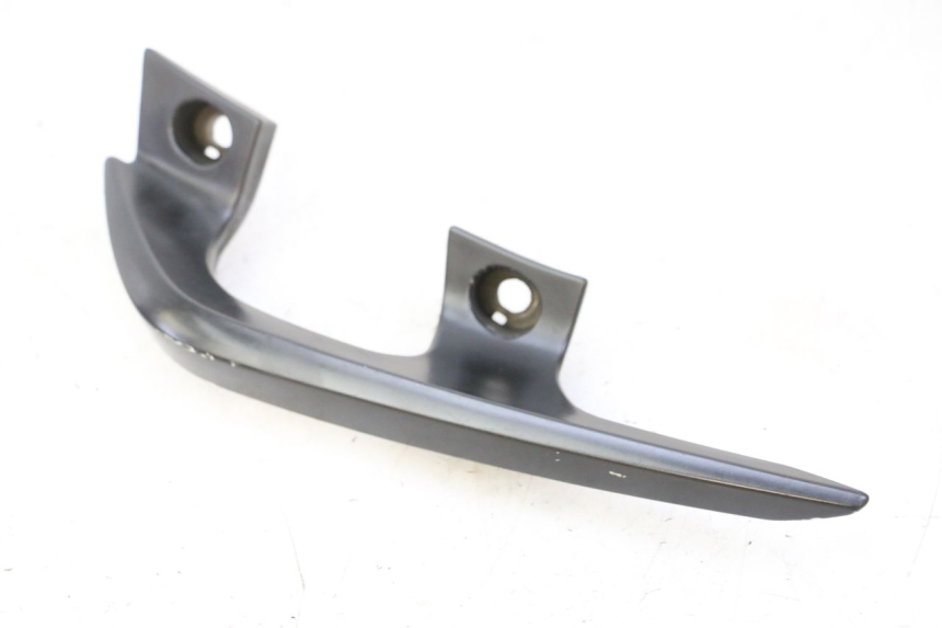 photo de POIGNEE ARRIERE GAUCHE YAMAHA X-MAX XMAX 125 (2010 - 2014)