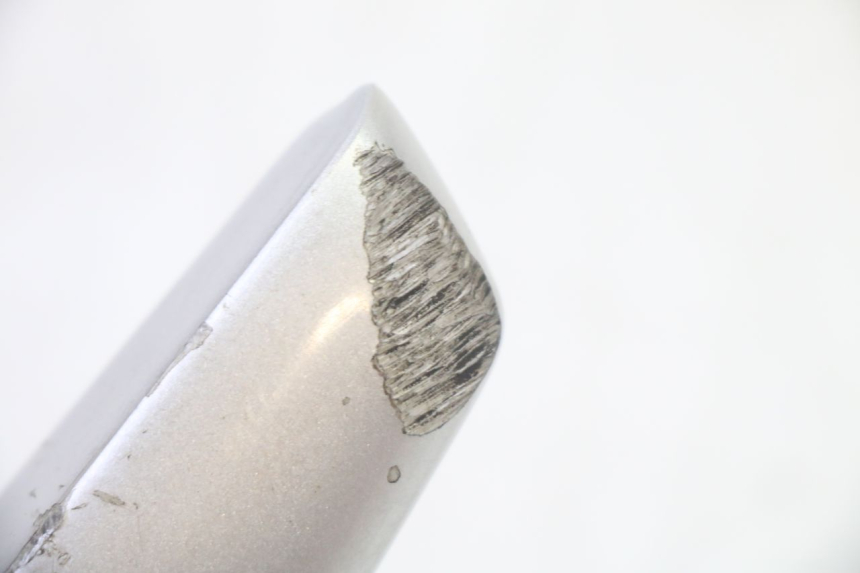 photo de POIGNEE ARRIERE GAUCHE YAMAHA X-MAX XMAX 250 (2006 - 2009)