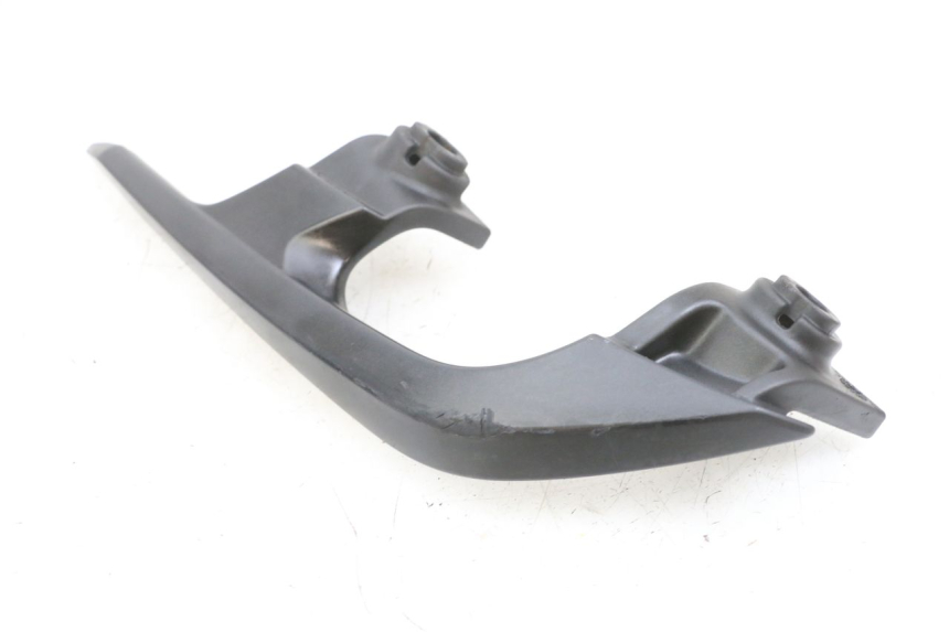 photo de POIGNEE ARRIERE GAUCHE YAMAHA X-MAX XMAX 125 (2010 - 2014)