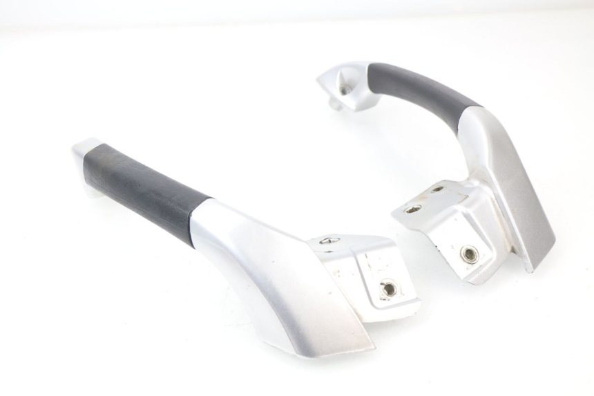 photo de POIGNEE ARRIERE PIAGGIO MP3 LT 400 (2007 - 2012)