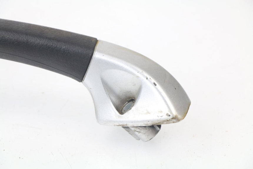 photo de POIGNEE ARRIERE PIAGGIO MP3 LT 400 (2007 - 2012)