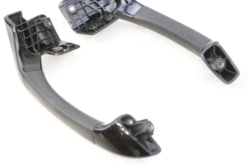 photo de POIGNEE ARRIERE PIAGGIO MP3 500 (2011 - 2015)