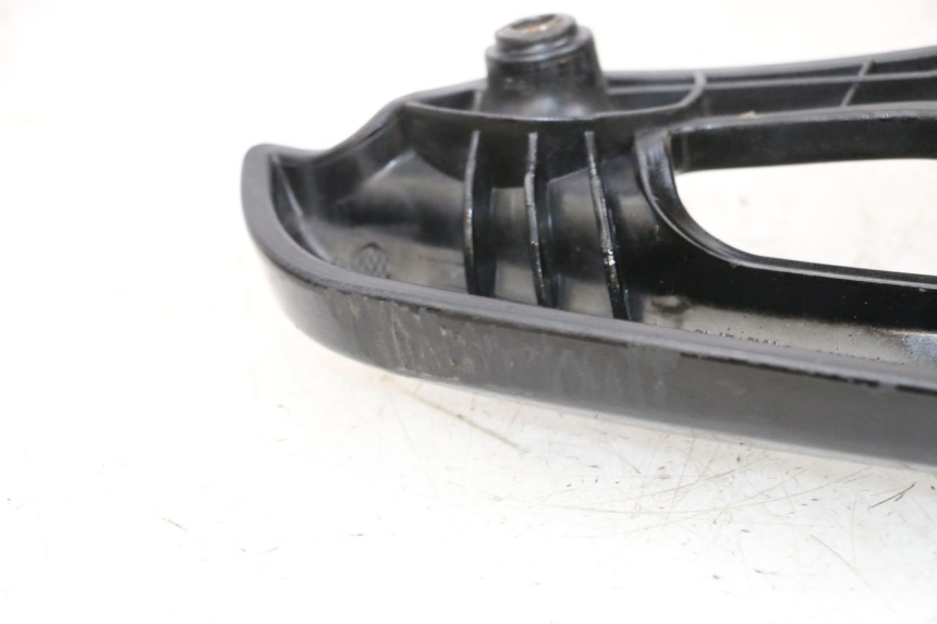 photo de POIGNEE ARRIERE PIAGGIO NEW TYPHOON 50 (2018 - 2021) - Zoom état d’usage