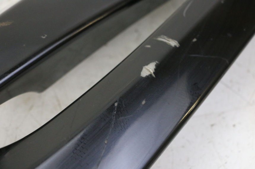 photo de POIGNEE ARRIERE PEUGEOT SATELIS 125 (2010 - 2012)