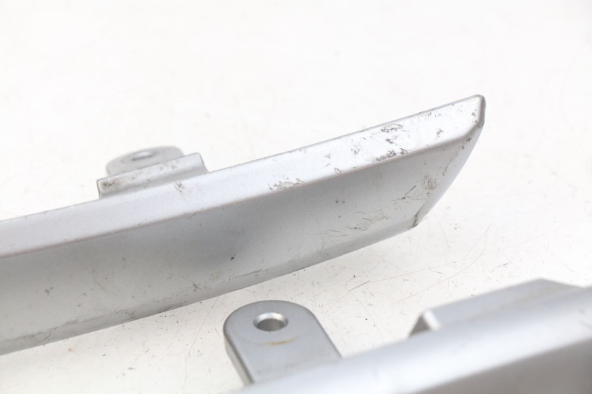 photo de POIGNEE ARRIERE TGB X-MOTION XMOTION 125 (2008 - 2014) - Détail de la pièce