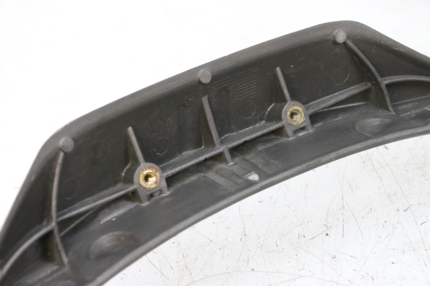 photo de POIGNEE ARRIERE PIAGGIO X8 125 (2004 - 2007) - Zoom état d’usage