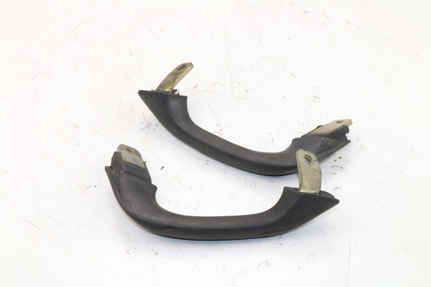 photo de POIGNEE ARRIERE YAMAHA XJN DIVERSION 600 (2000 - 2003)