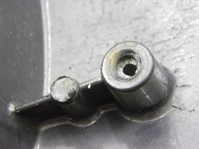 photo de POIGNEE ARRIERE YAMAHA YP MAJESTY 125 (2002 - 2006)