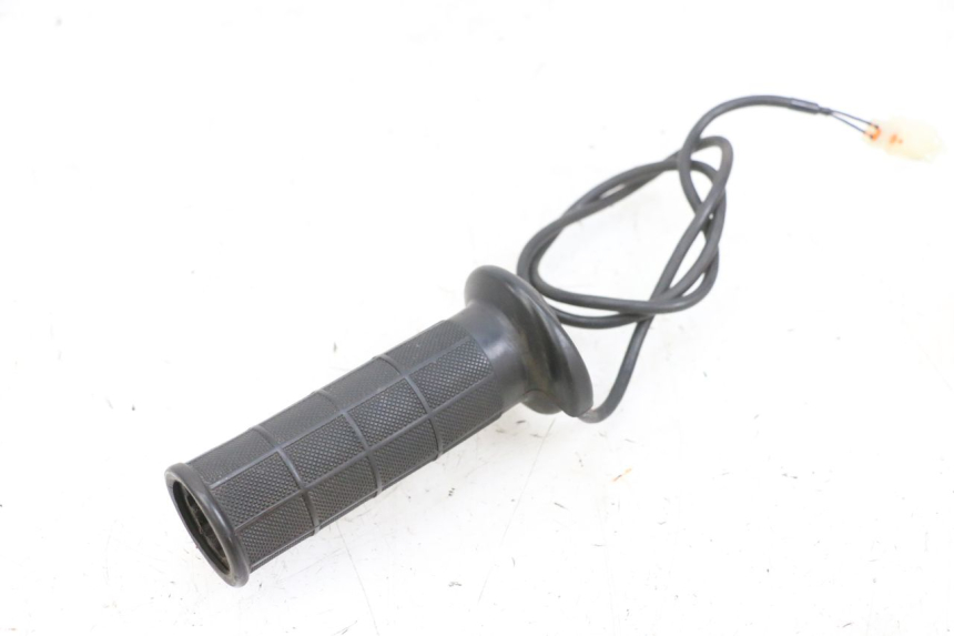 photo de POIGNEE DE GUIDON SUZUKI BURGMAN 650 (2013 - 2020)