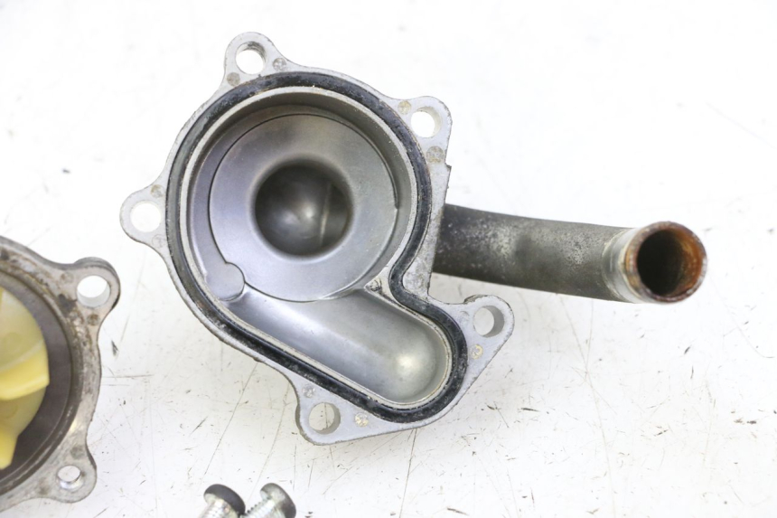 photo de POMPE A EAU SUZUKI BURGMAN 125 (2007 - 2014)