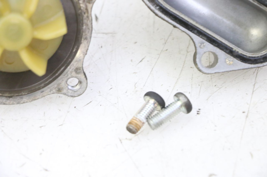 photo de POMPE A EAU SUZUKI BURGMAN 125 (2007 - 2014)