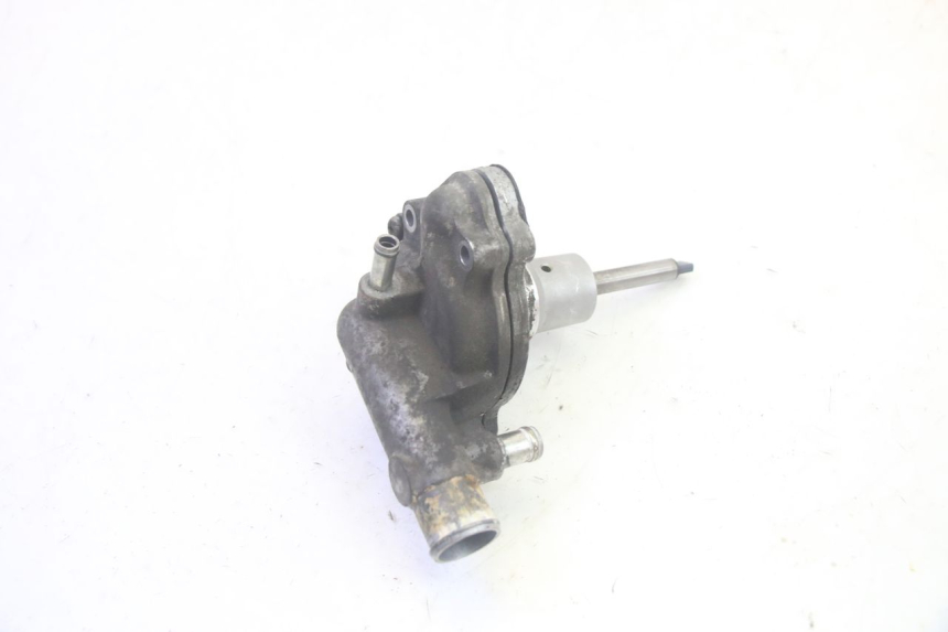 photo de POMPE A EAU SUZUKI BURGMAN EXECUTIVE ABS 650 (2006 - 2012) - Points de fixation