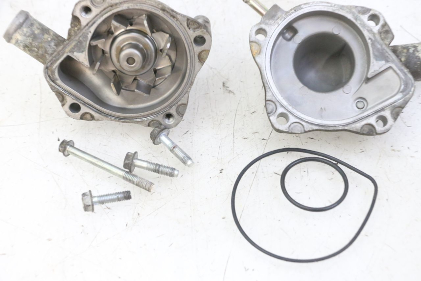 photo de POMPE A EAU HONDA CBF 500 (2004 - 2007)