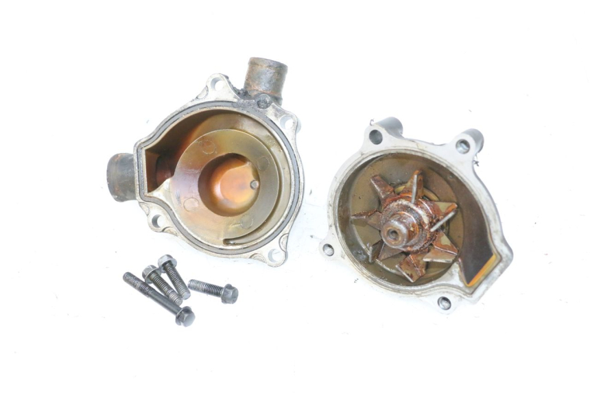 photo de POMPE A EAU KAWASAKI GPX R WARBIRD 600 (1988 - 1993) - État de surface