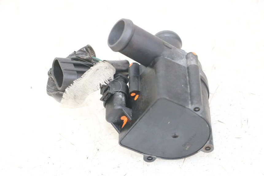photo de POMPE A EAU GILERA NEXUS 125 (2009 - 2013)