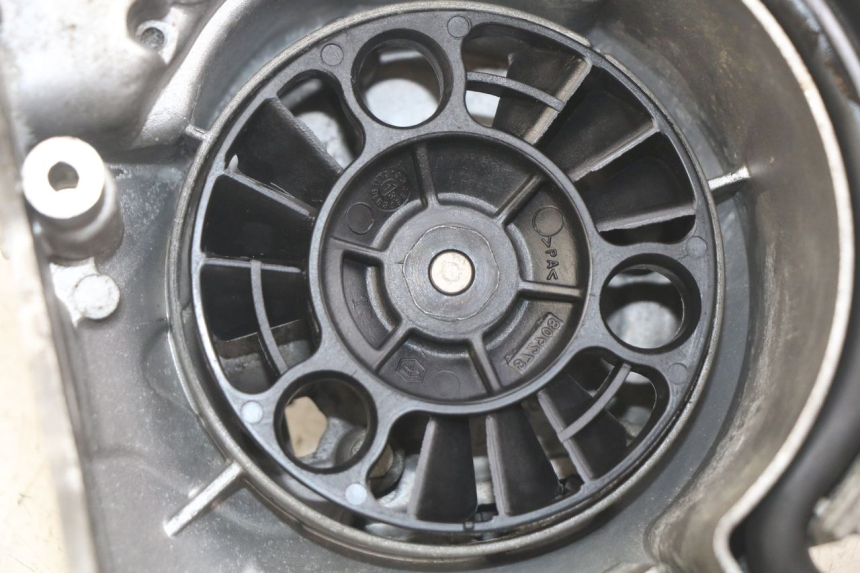 photo de POMPE A EAU PIAGGIO XEVO - X EVO 125 (2007 - 2016)