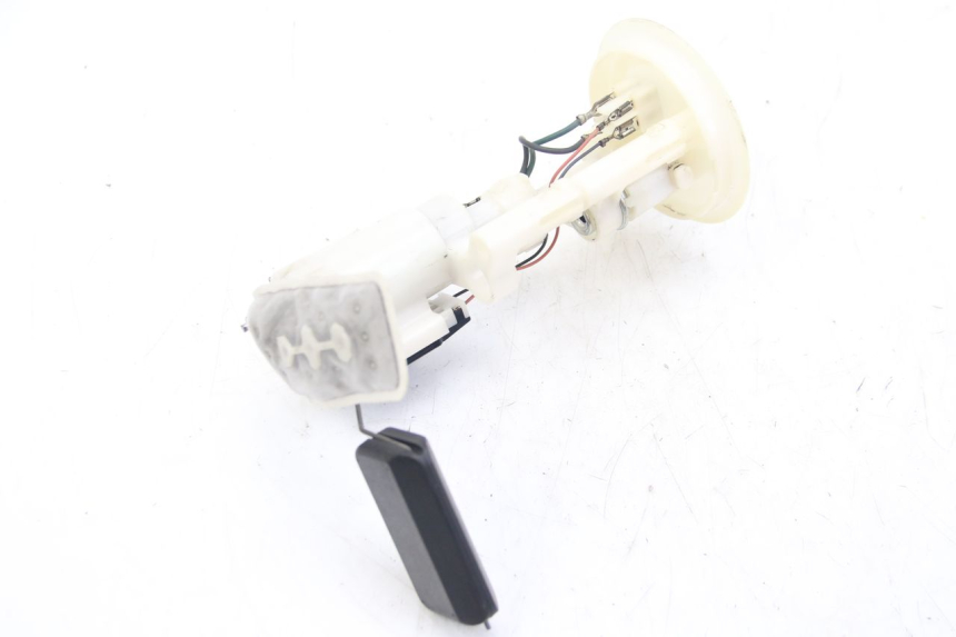 photo de POMPE A ESSENCE SUZUKI BURGMAN 125 (2007 - 2014)