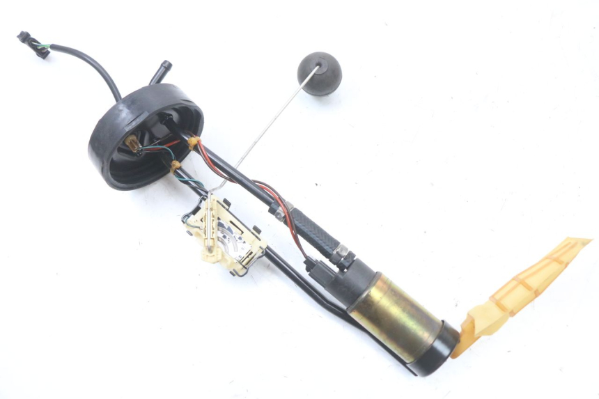 photo de POMPE A ESSENCE BMW C1 125 (2000 - 2003)