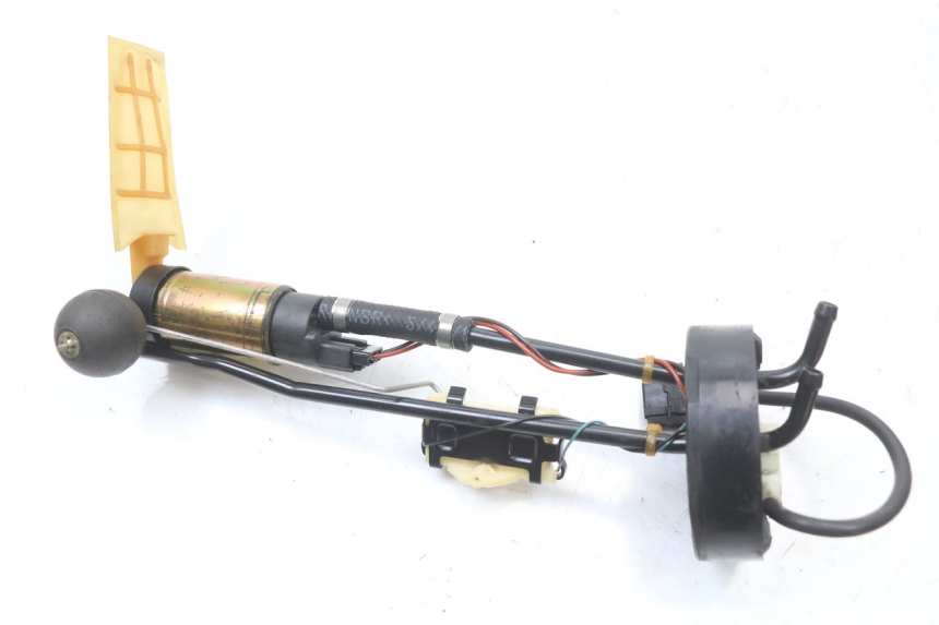 photo de POMPE A ESSENCE BMW C1 125 (2000 - 2003)