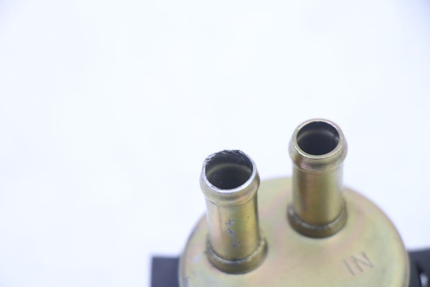 photo de POMPE A ESSENCE HONDA CBR RR FIREBLADE 900 (1992 - 1994)