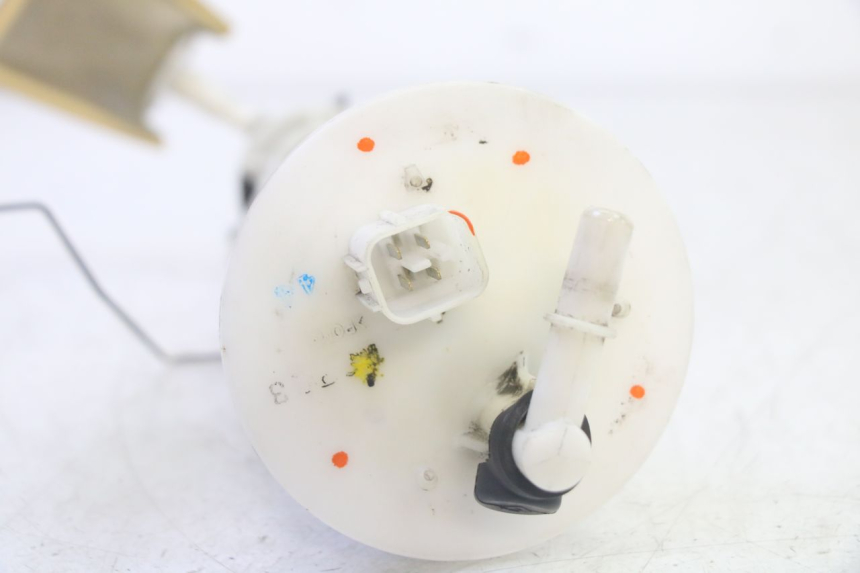 photo de POMPE A ESSENCE HONDA FES S-WING SWING ABS 125 (2007 - 2015)