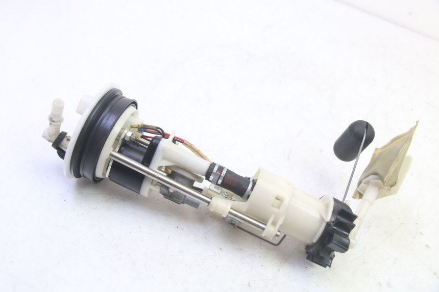 photo de POMPE A ESSENCE HONDA FES S-WING SWING ABS 125 (2007 - 2015)