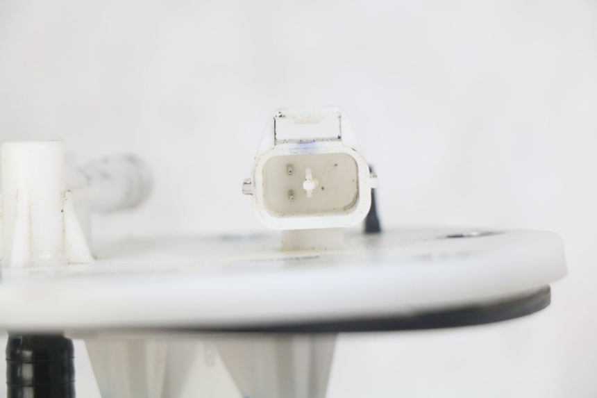 photo de POMPE A ESSENCE SYM FIDDLE 3 III 125 (2014 - 2020)